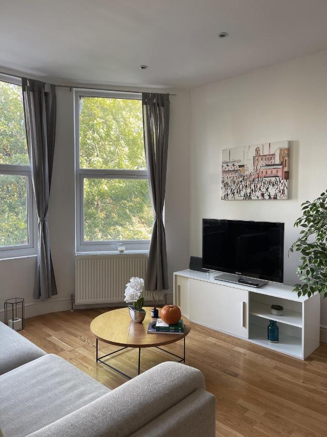 شقة لندن  في Luxuriously Flat In Streatham المظهر الخارجي الصورة